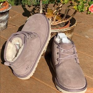 Ugg women’s neumel chukka boot stormy gray